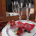 Mum's Bed & Breakfast 3*